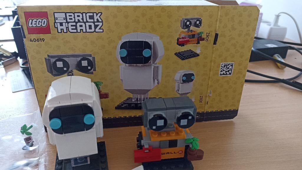 LEGO 40619 Eve & Wall E, Ophalen of Verzenden, Zo goed als nieuw