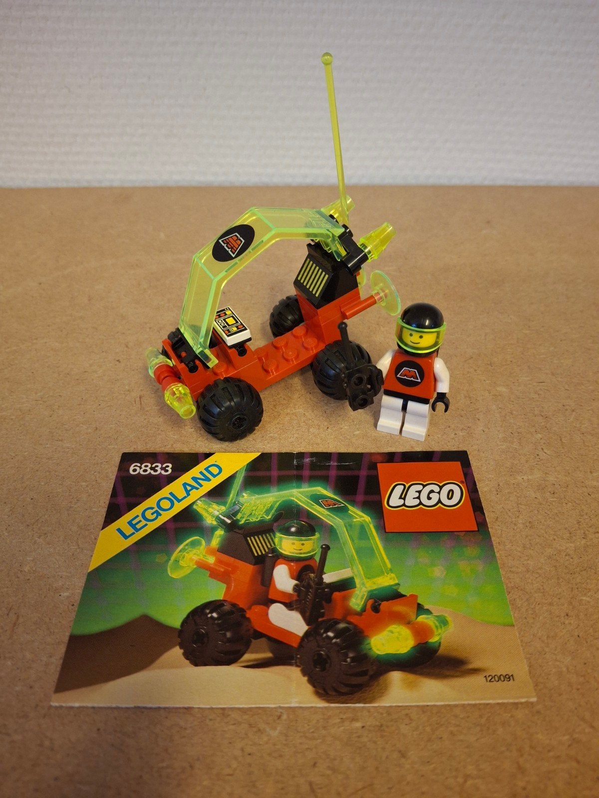 Lego 6833 Beacon Tracer. Jaren 90 M-Tron Space, Compleet, Lego, Info@lego.com, 33 Bath Road, Slough, UK