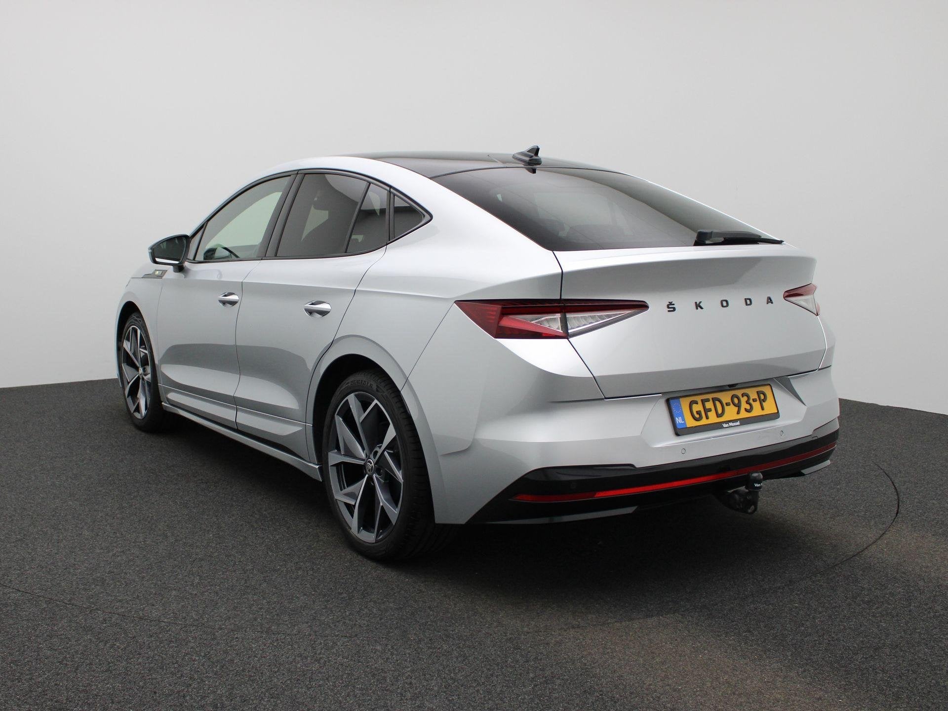 Skoda Enyaq Coupé iV 80 RS | PANORAMADAK | SFEERVERLICHTING, Auto's, 12 maanden, Gebruikt, 82 kWh, Origineel Nederlands