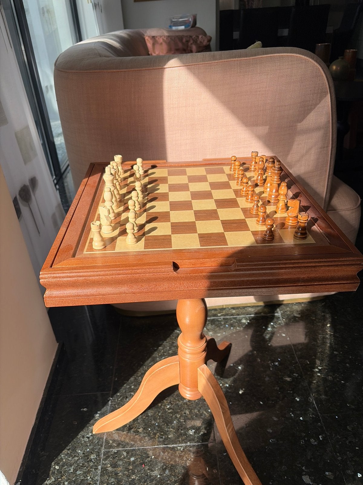 Houten schaakspel met tafel - Klassiek design, Een of twee spelers, Ophalen, Gebruikt
