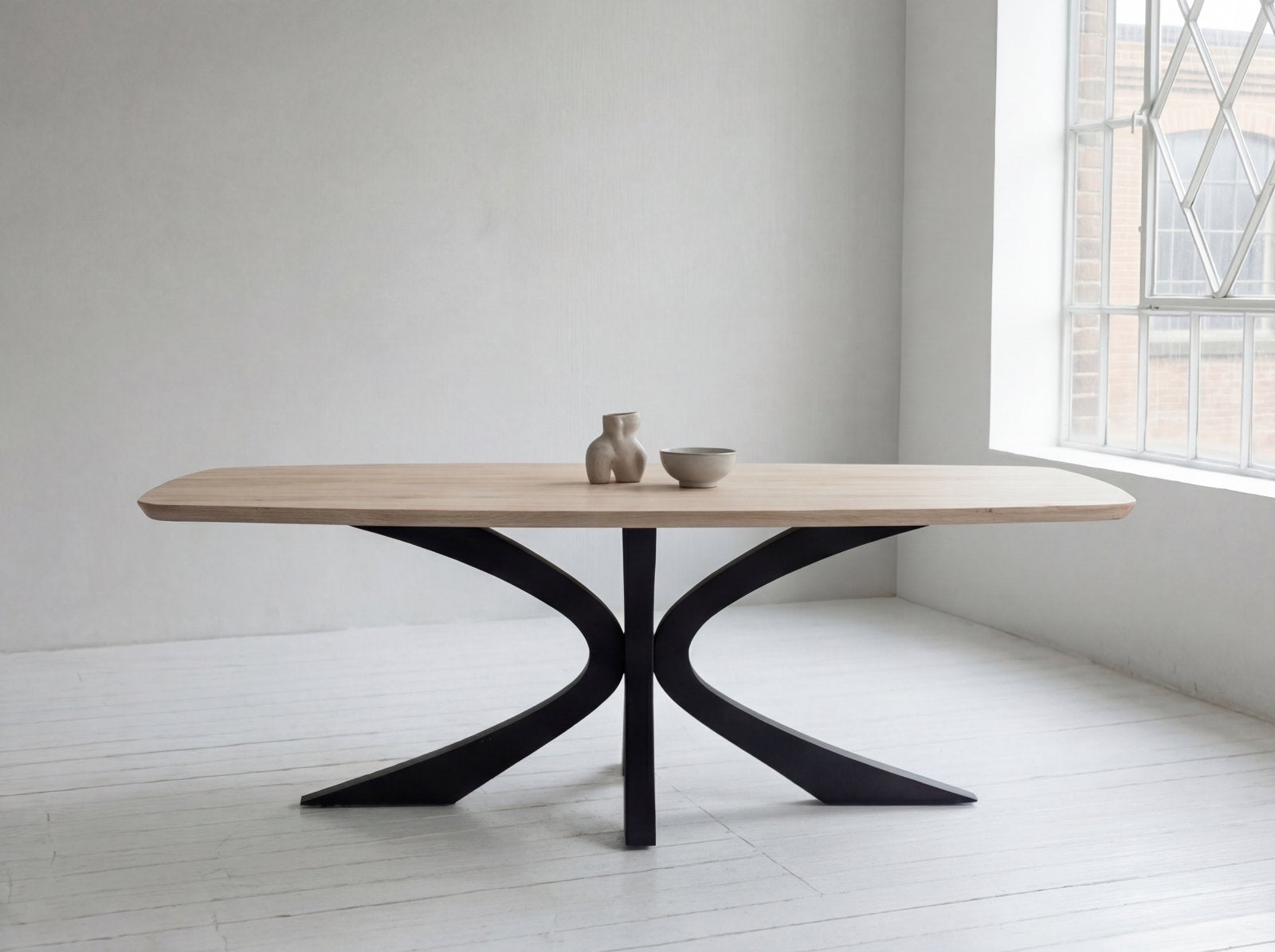 Deens ovale eiken eettafel Skuggi Deens ovaal massief eiken, 100 tot 150 cm, 200 cm of meer, Ophalen of Verzenden, Zo goed als nieuw