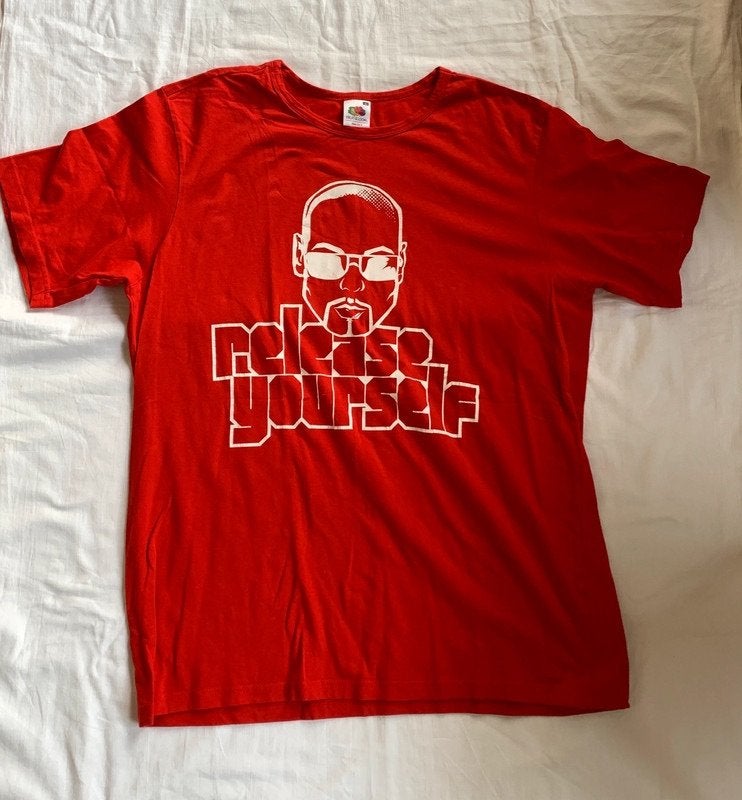 Vintage Fruit of the loom t-shirt release your self, Kleding | Heren, T-shirts, Maat 52/54 (L), Zwart, Ophalen of Verzenden, Zo goed als nieuw