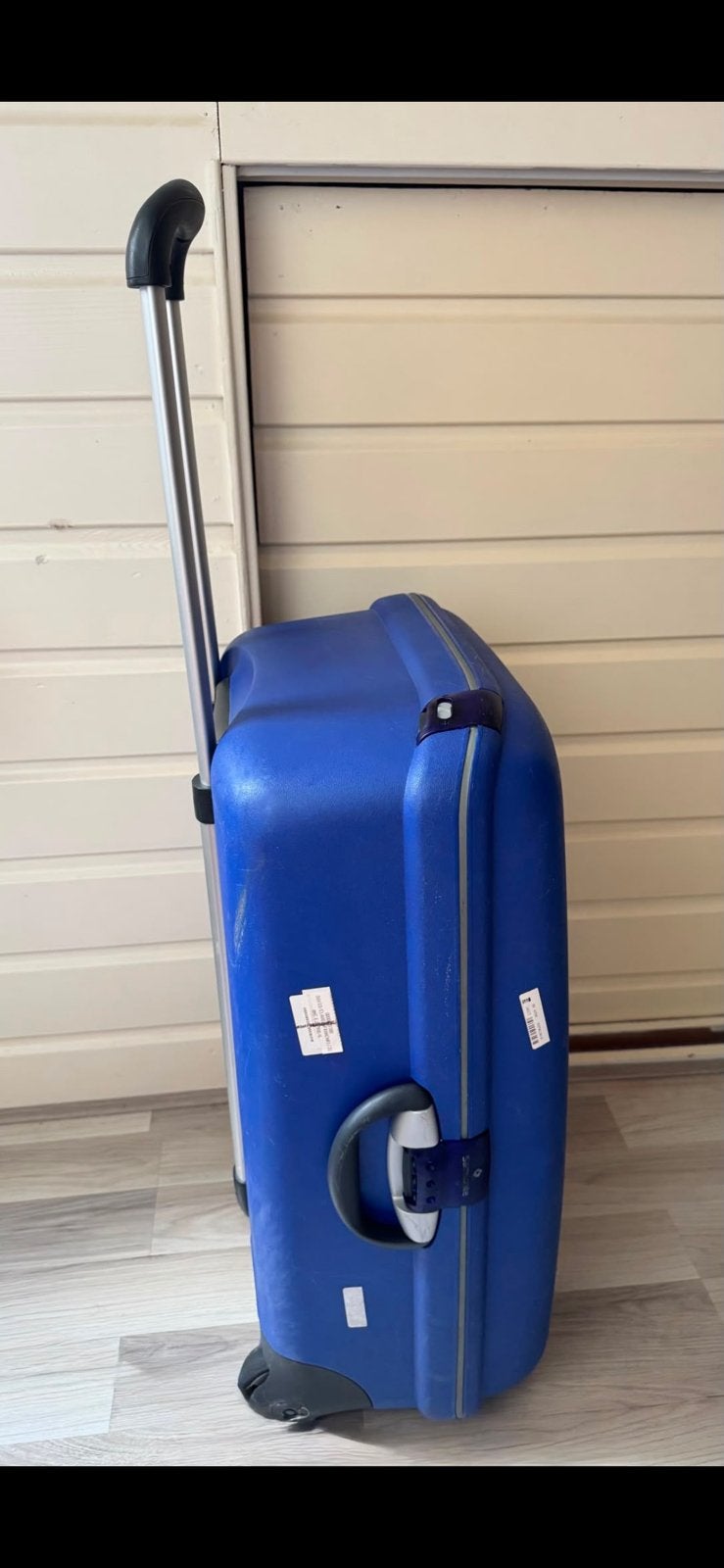 Grote blauwe Samsonite koffer met slot en 2 wieltjes, Gebruikt, Hard kunststof, 45 tot 55 cm, Wieltjes