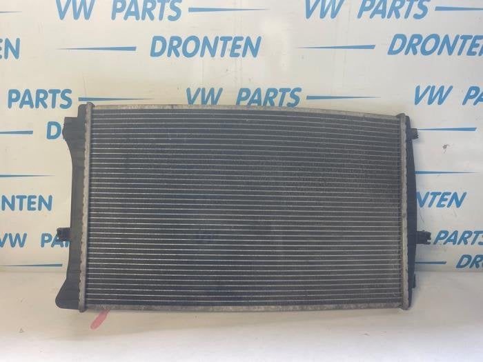 Radiateur van een Volkswagen Golf, Auto-onderdelen, Gebruikt, -, Verzenden, -
