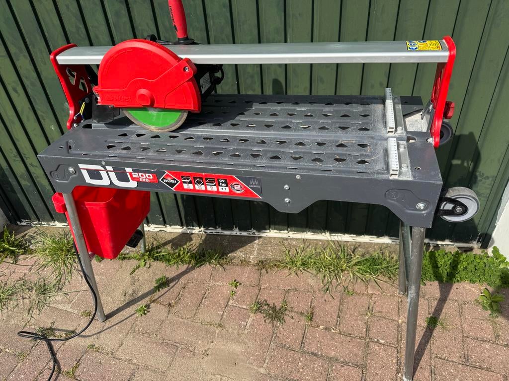 Rubi DU-200 EVO Tegelzaagmachine, Doe-het-zelf en Verbouw, Gereedschap | Zaagmachines, Ophalen of Verzenden, Zo goed als nieuw