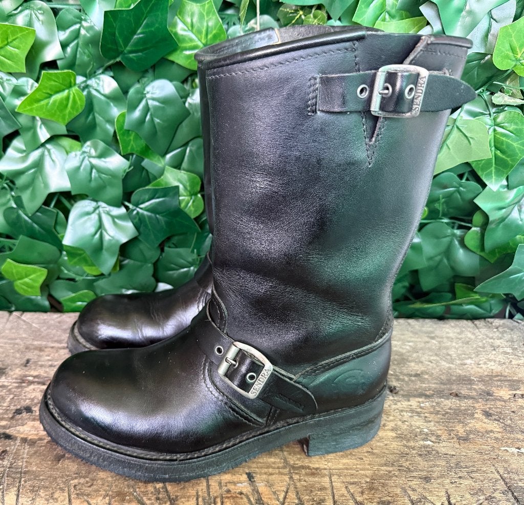 weinig gedragen mooie  biker boots van Sendra maat 42, Sendra, Zwart, Boots, Nieuw