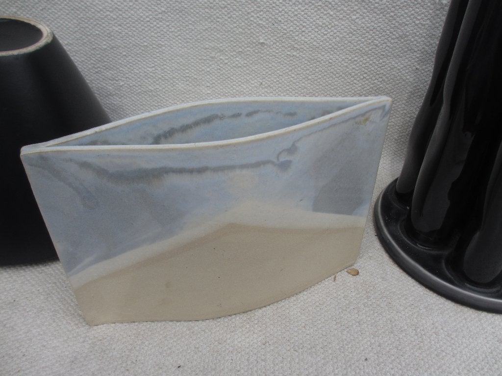 Design vazen Eng-Lys Denmark/ Velsen/Vila Pottery, Gebruikt, Overige kleuren, 30 cm, Ophalen of Verzenden