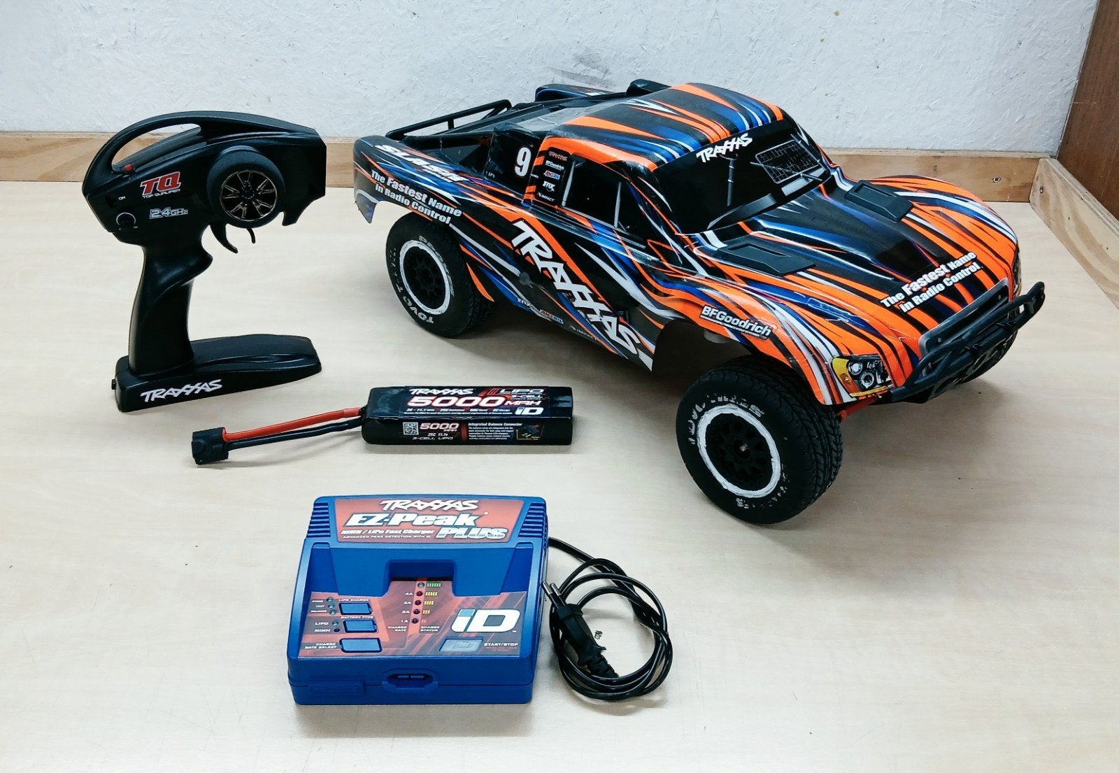 traxxas rc auto slash 2wd, Gebruikt, Auto offroad, RTR (Ready to Run), Overige schalen