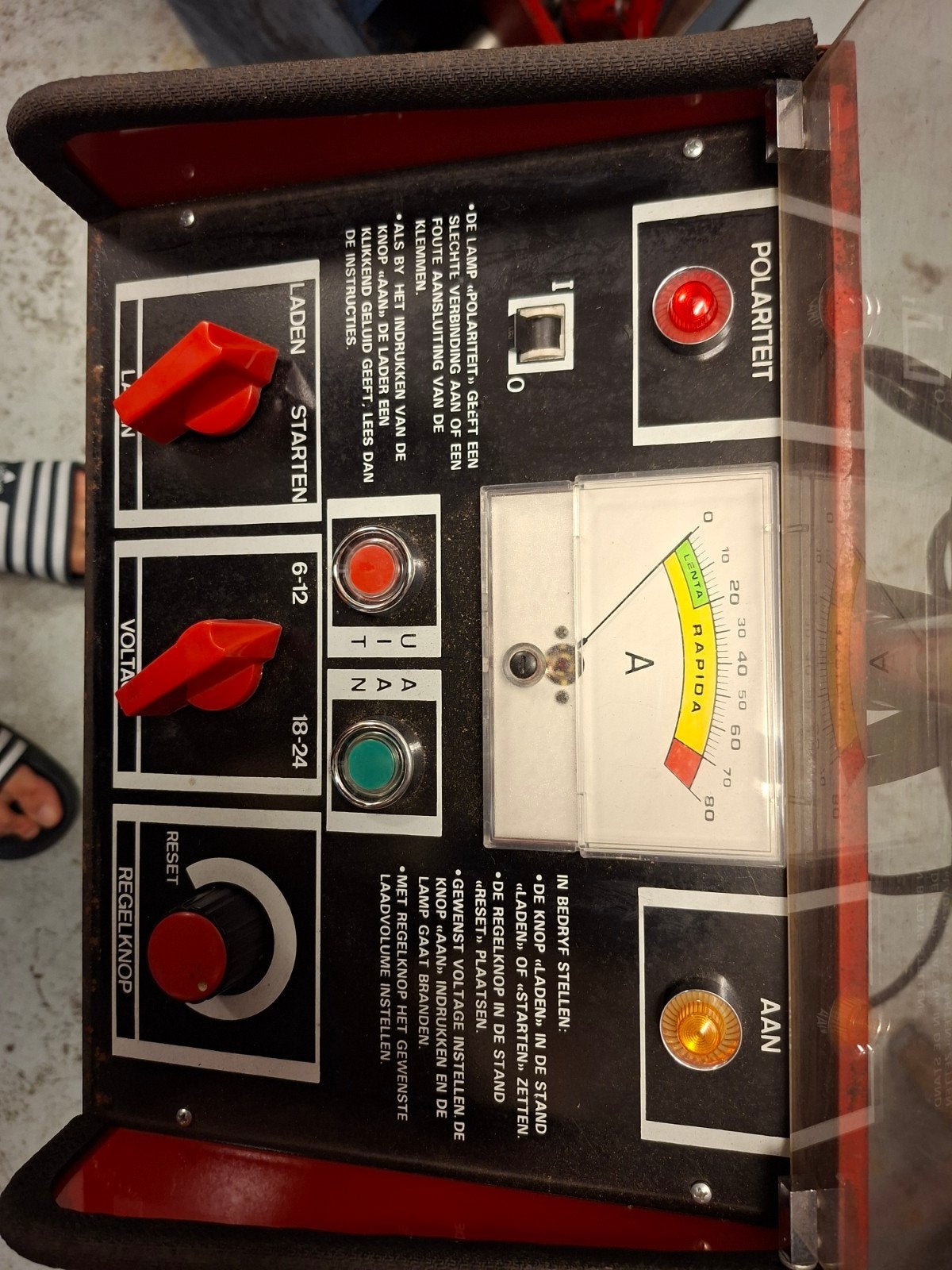 Accu lader en starter., Ophalen, Gebruikt