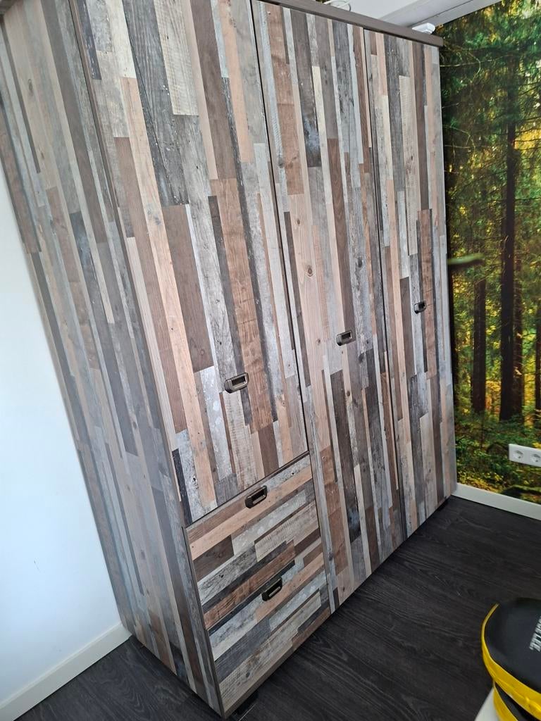 Leg en hangkast met twee lades 60cm diep 200cm hoog en 150c, Huis en Inrichting, Kasten | Boekenkasten, Ophalen of Verzenden, 50 tot 75 cm