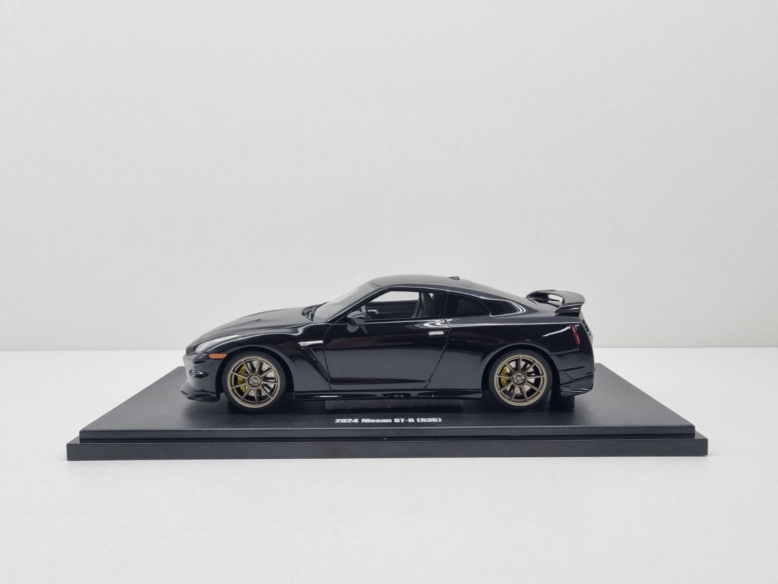 Gt Spirit Nissan Skyline GT-R R35 Takumi Edition 1/999 1:18, Ophalen of Verzenden, Nieuw, Auto