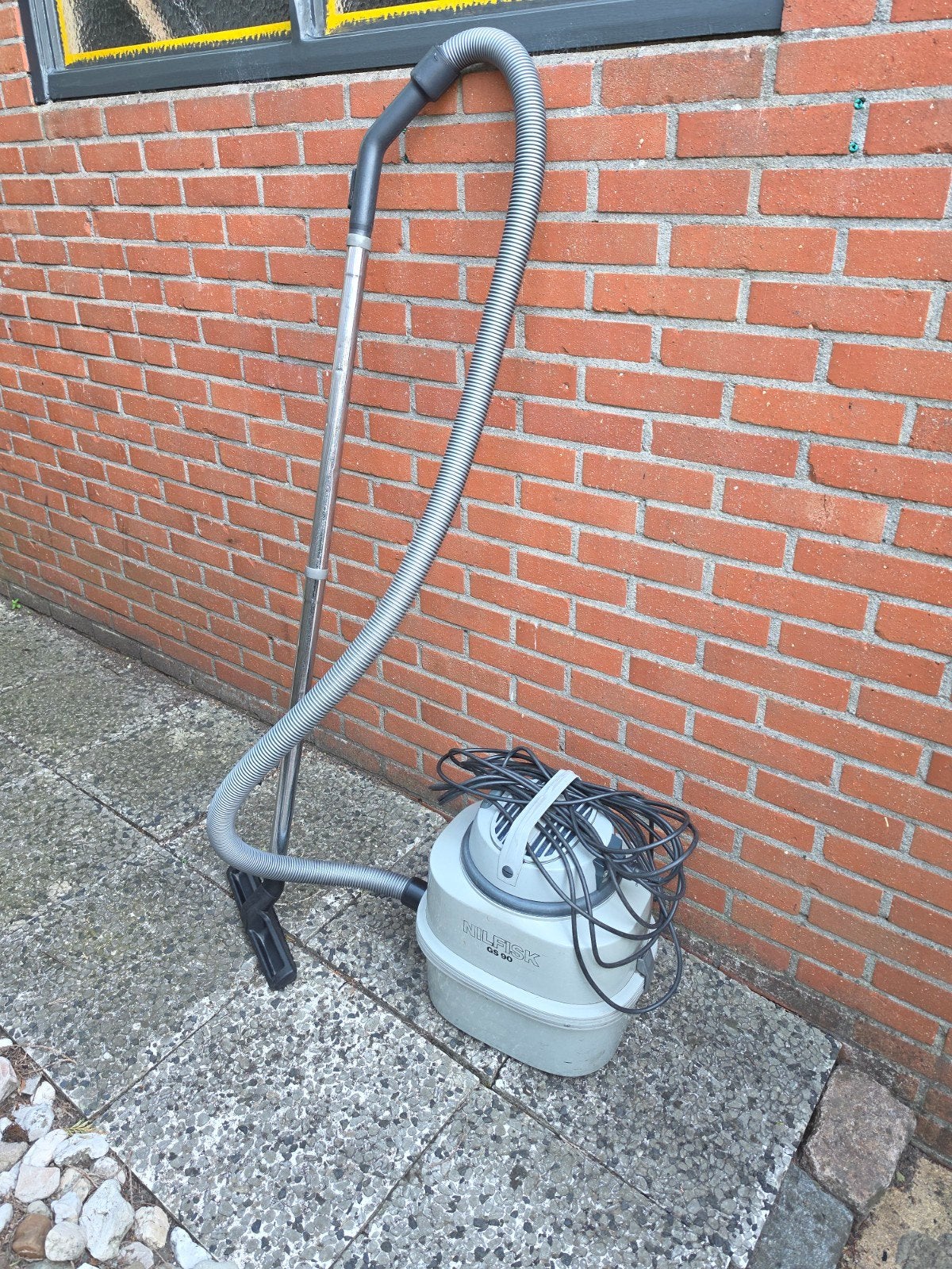 Nilfisk GS90 stofzuiger ( motorschade), Witgoed en Apparatuur, Stofzuigers, Ophalen