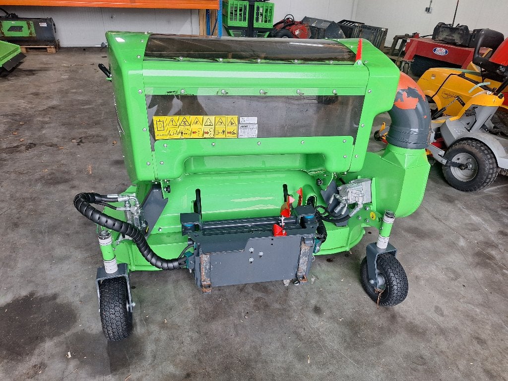 avant grasmaaier met opvang, Ophalen, Avant, Info@middelveldmachines.nl, Finland