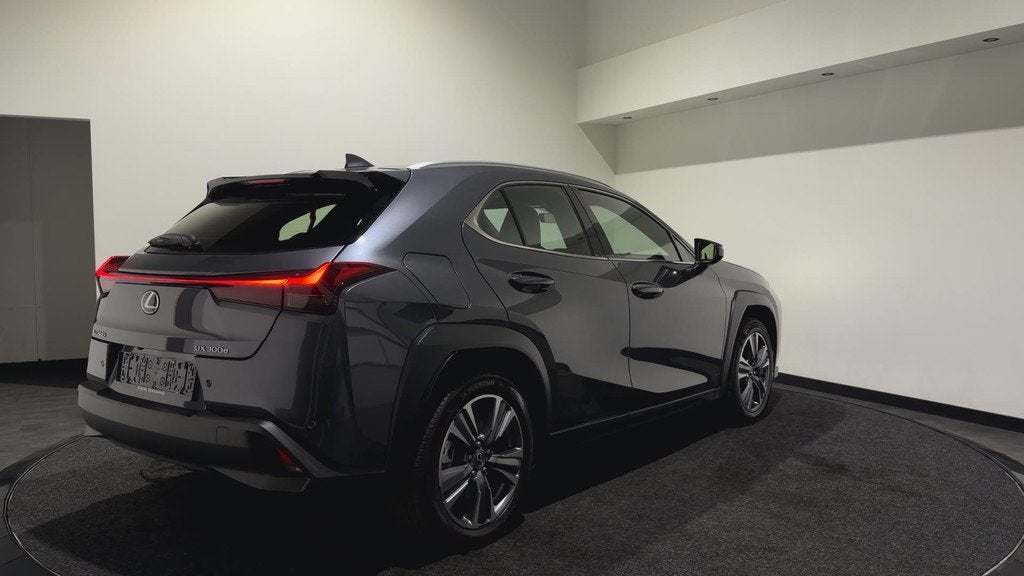 Lexus UX 300e Luxury 54 kWh | Leder interieur | Stoelen verw, Auto's, Lexus, Adaptive Cruise Control, Gebruikt, Met garantie (alle)
