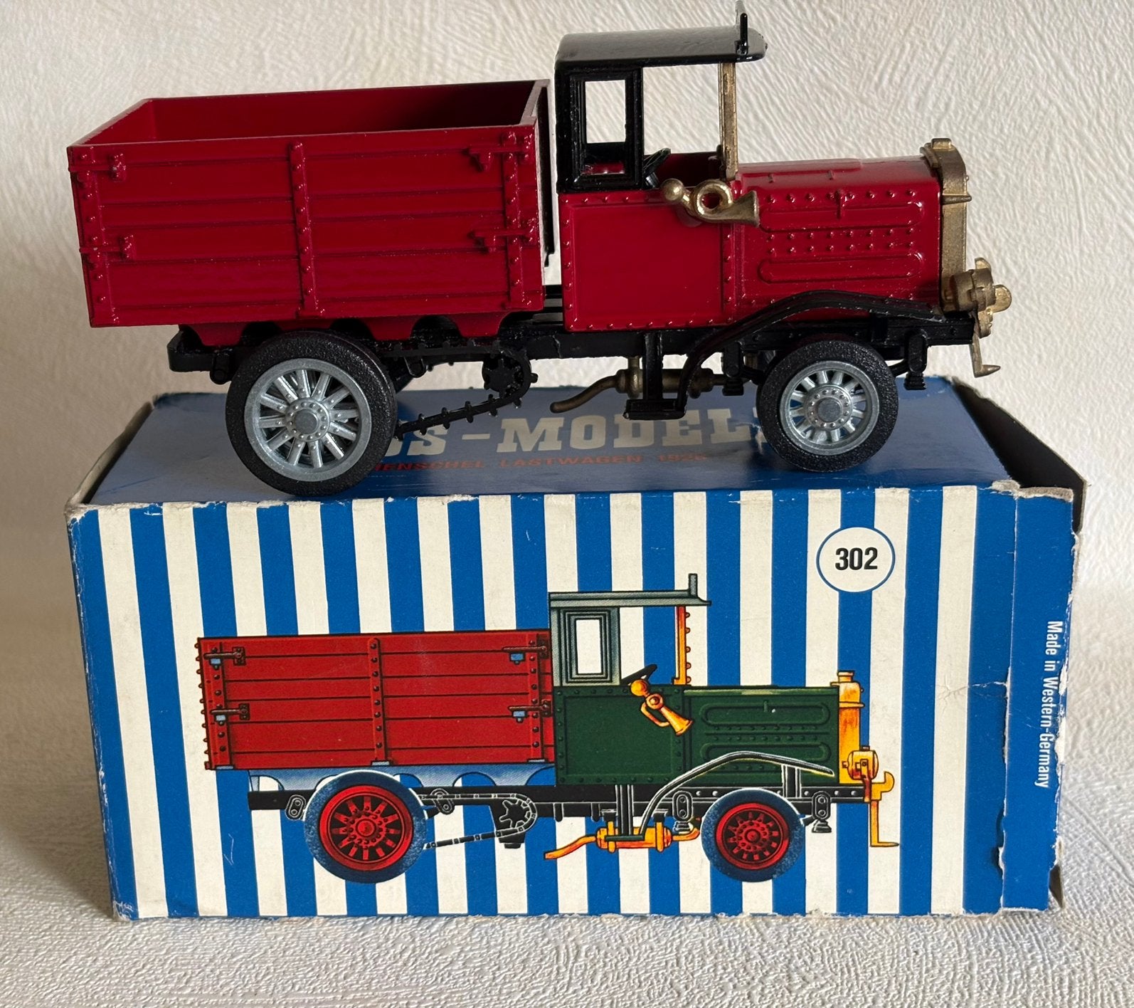 Ziss-Modell Henschel vrachtwagen model 302, Ophalen of Verzenden, Zo goed als nieuw, Bus of Vrachtwagen