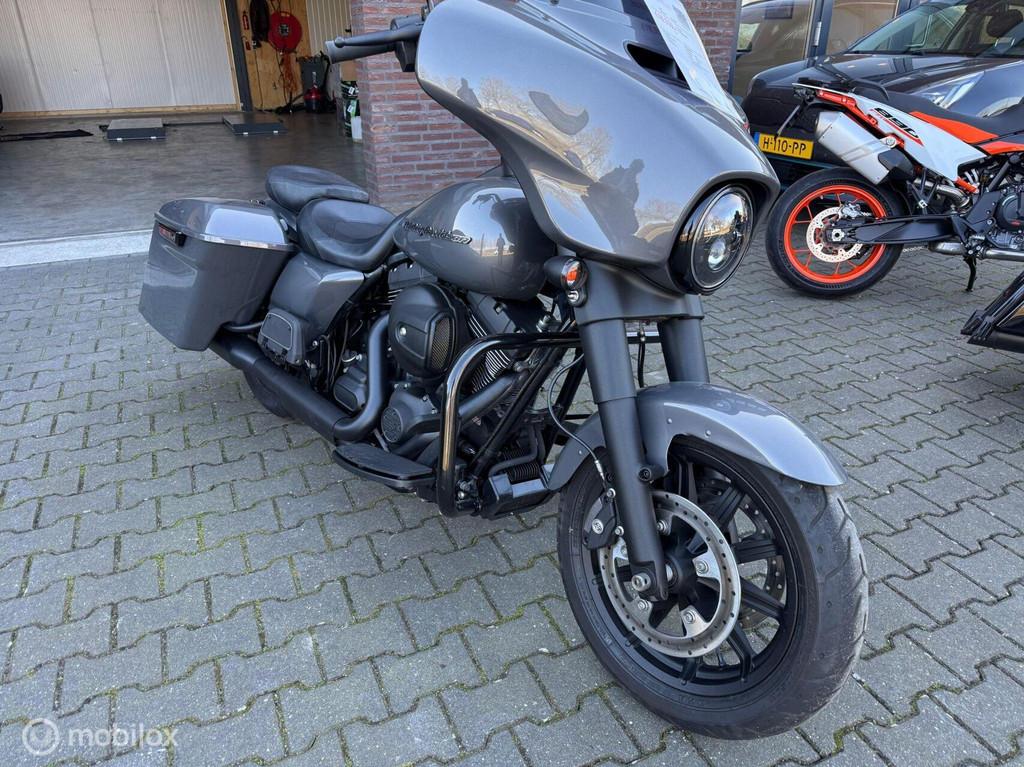 Harley Davidson 103 FLHTCU Ultra Classic 2015, Motoren, 8522dh, Bedrijf, Cruise Control, Meer dan 35 kW