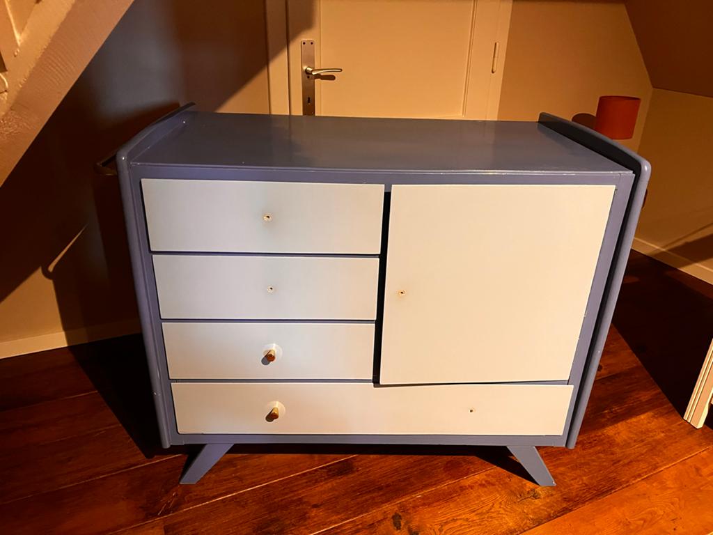 Vintage commode, Gebruikt, 50 tot 70 cm, 100 cm of meer, Opstaande rand
