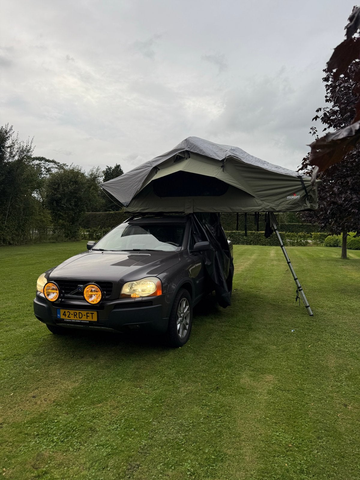 Volvo XC90 2.9 T6 Automaat 2005 Bruin offroad daktent airco, Auto's, Volvo, Bruin, 2037 kg, 7 stoelen, 2922 cc