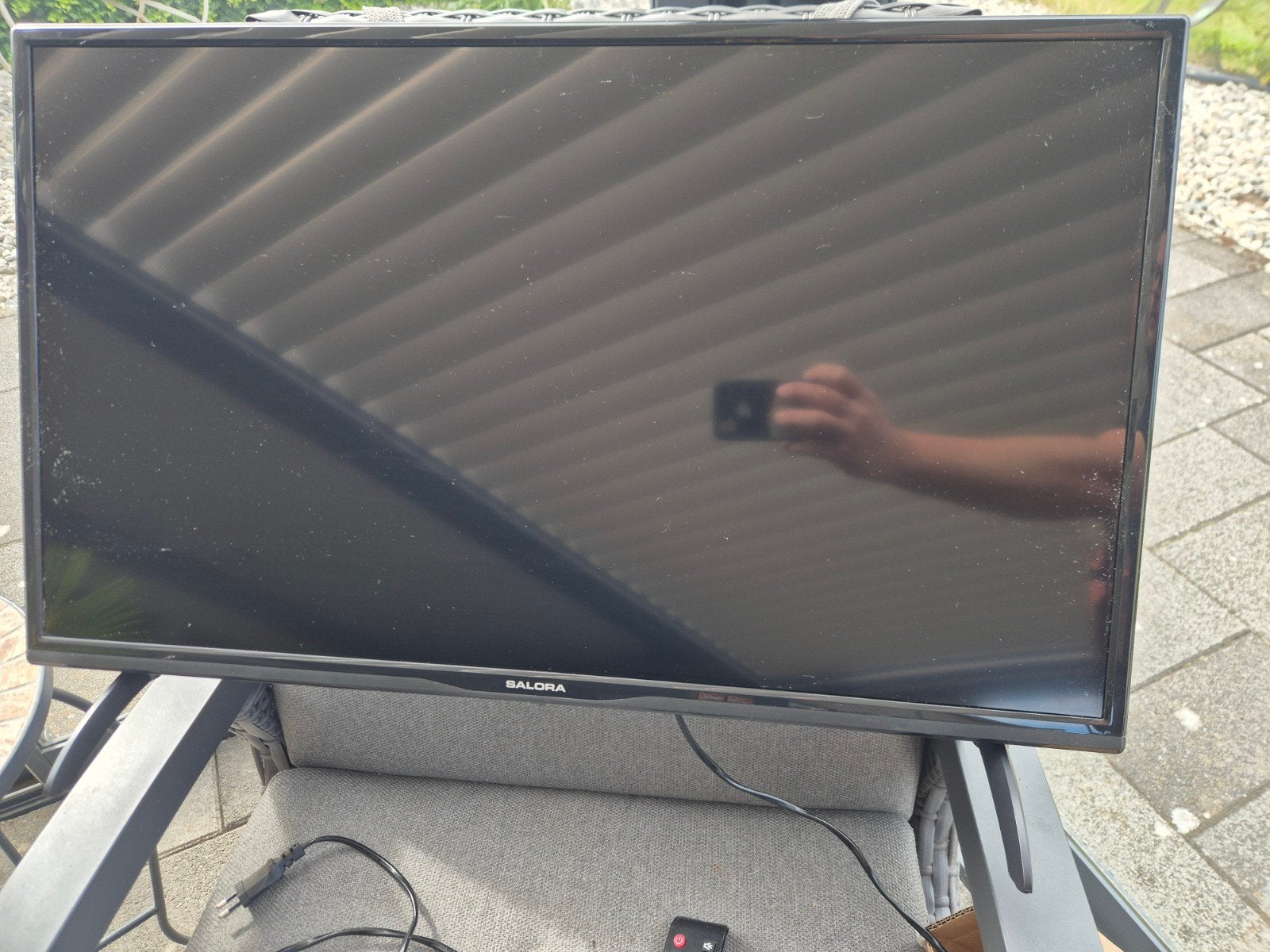 Salora 32TLC2100 32 inch HD LED TV, Ophalen, Zo goed als nieuw, 50 Hz, Overige merken