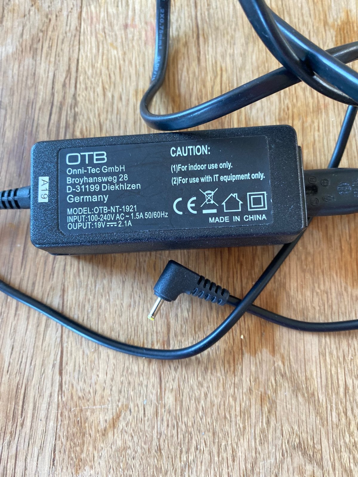 Sony vaio adapter 19 v, 2,1 A. Pin 2,5 mm, Ophalen, Zo goed als nieuw