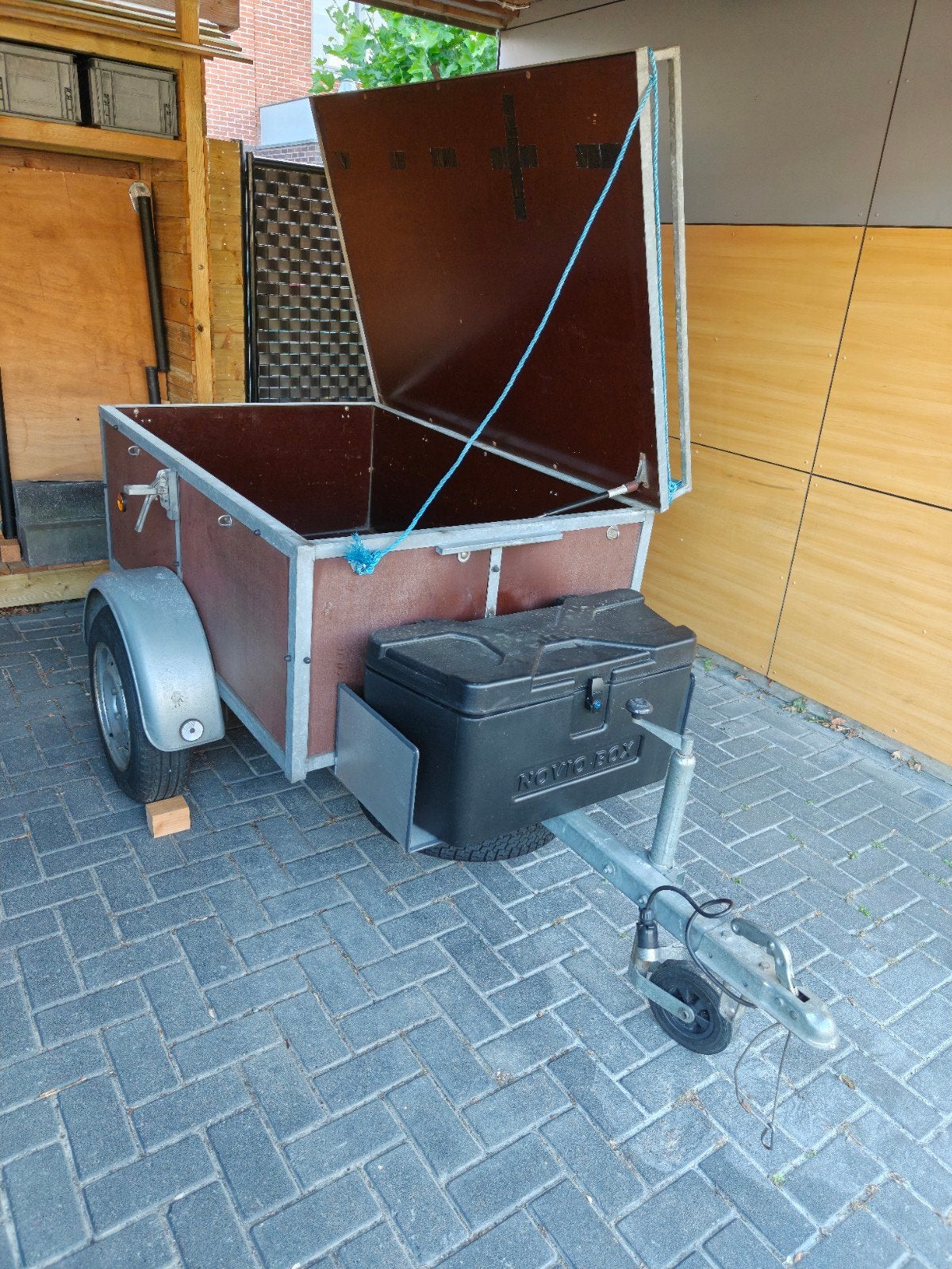Bagagewagen / aanhangwagen met nieuwe banden en disselbak, Auto diversen, Aanhangers en Bagagewagens, Ophalen, Gebruikt