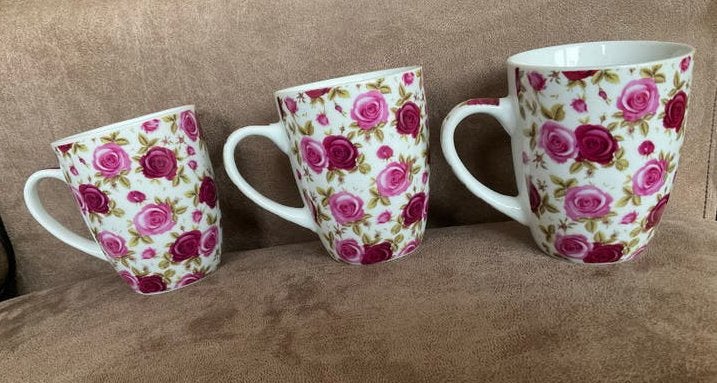 Set van 3 Sinki mokken met rozenpatroon, Overige merken, Zo goed als nieuw, Overige stijlen, Mok