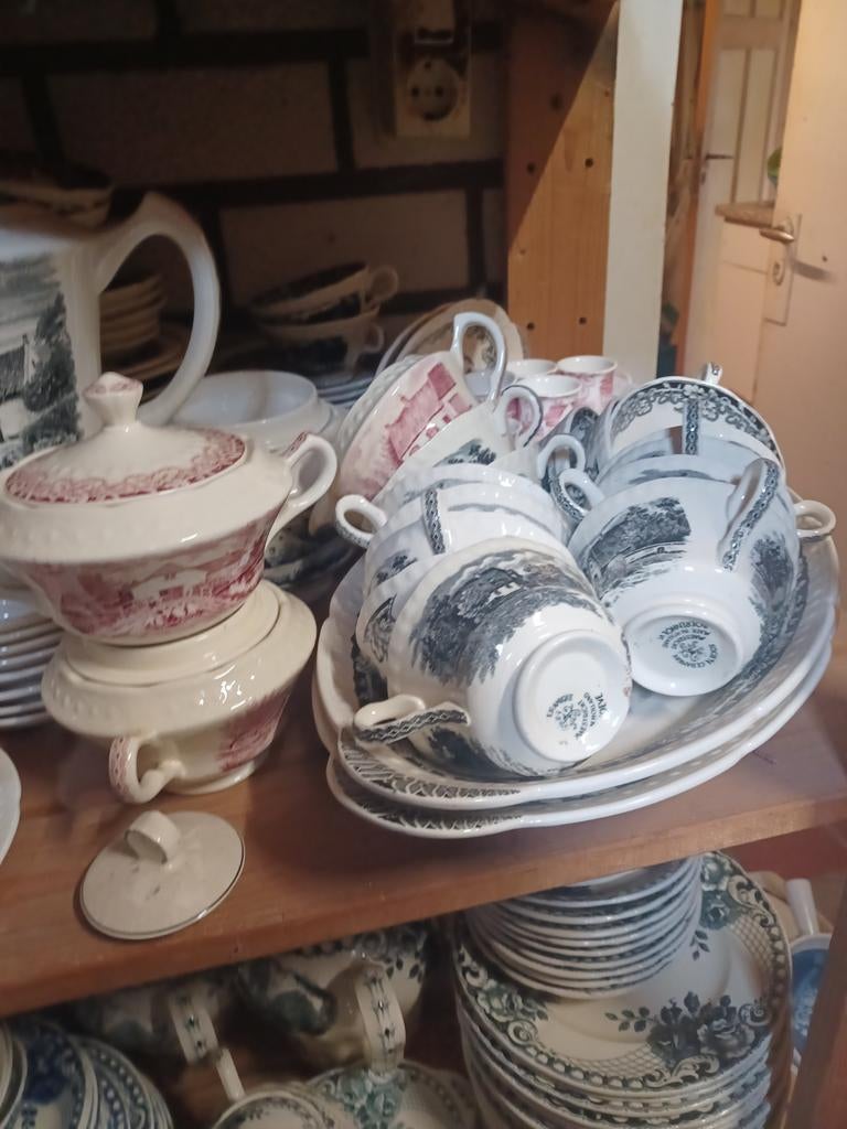 Serviesdelen boerenhoeve societe ceramique Maastricht, Antiek en Kunst, Antiek | Servies compleet, Ophalen of Verzenden