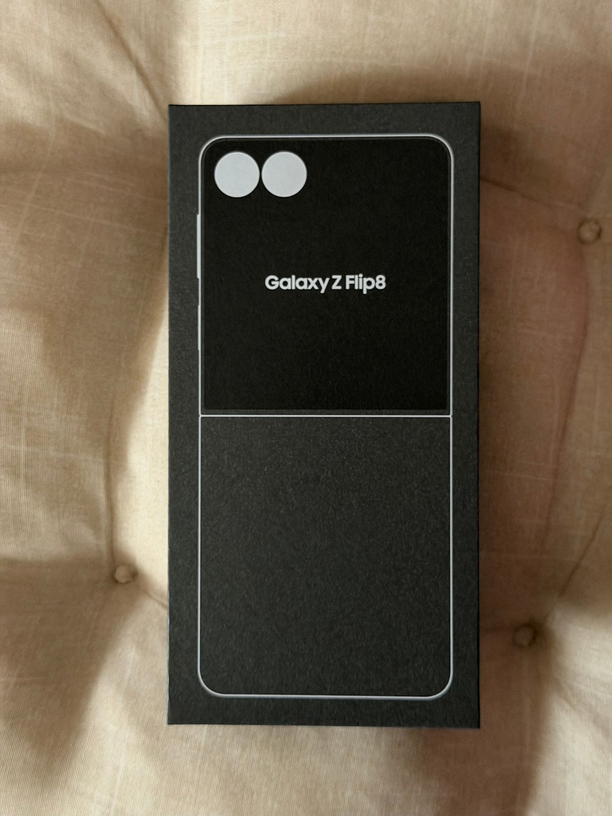 Samsung Galaxy Z Flip 8 cream 265gb sealed nieuw