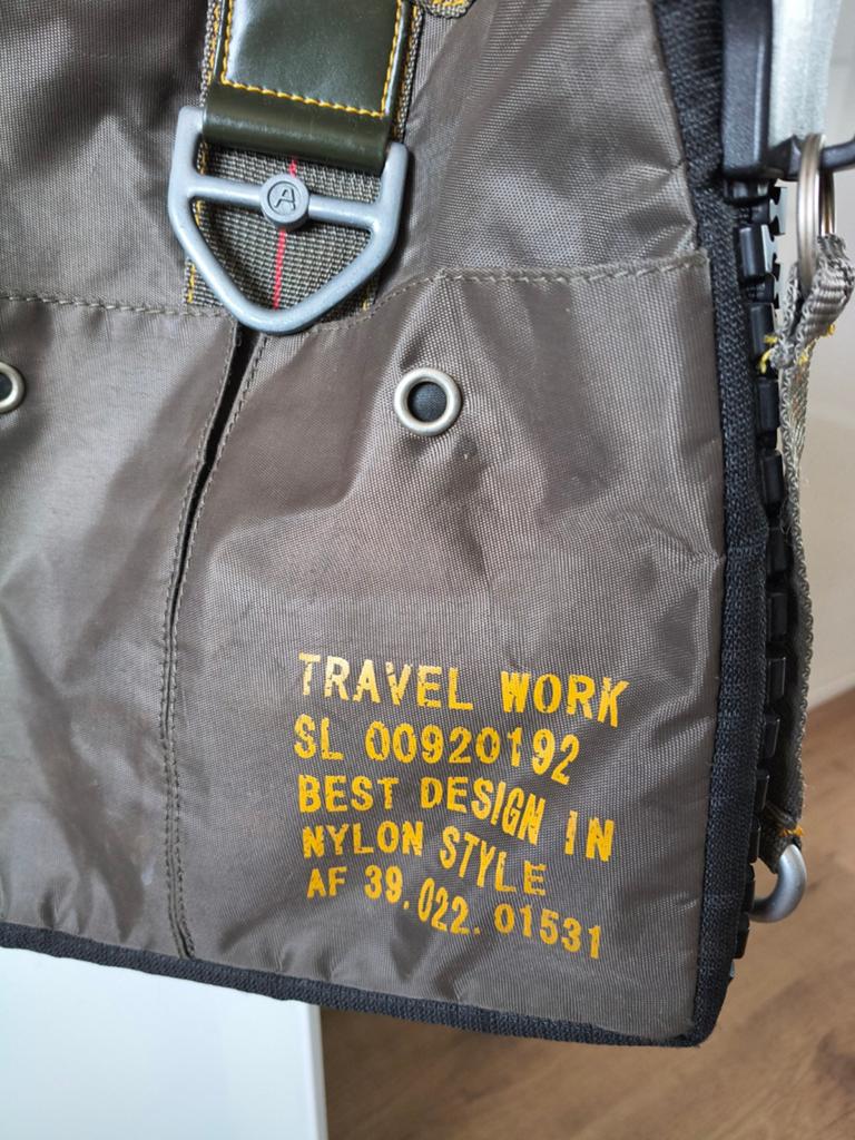 Parachute tas, Ophalen, Handtas