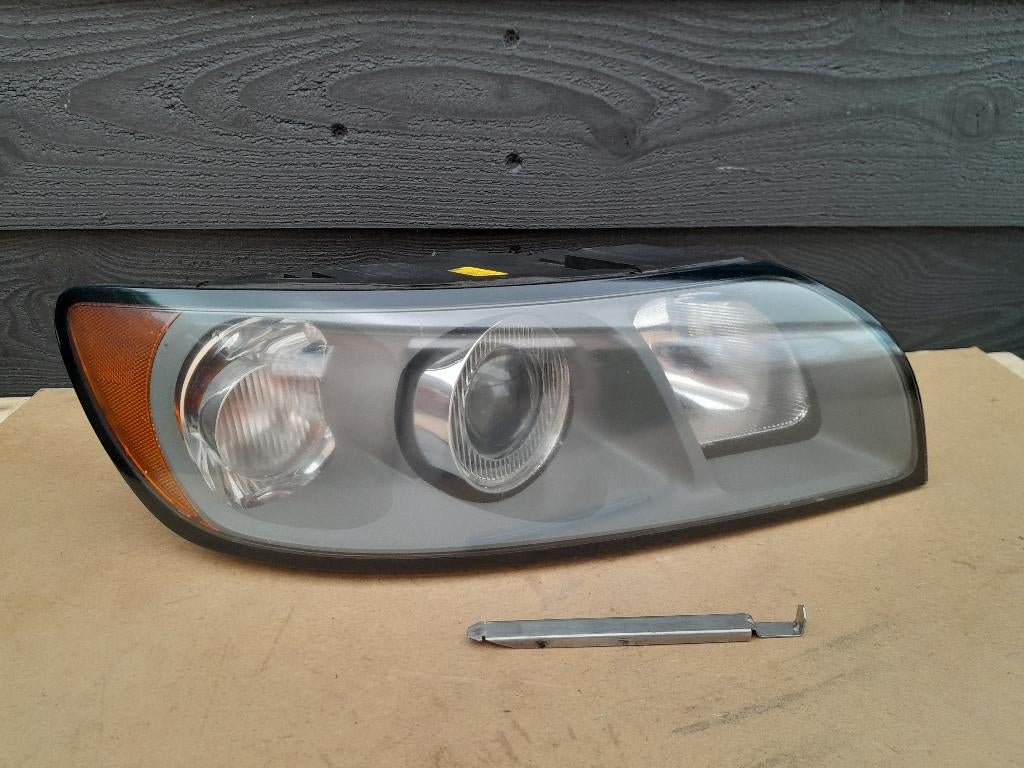 KOPLAMP - Rechts - VOLVO V50 - MW - Bouwj. 2003 t/m 2012, Auto-onderdelen, Verzenden, Gebruikt, Volvo