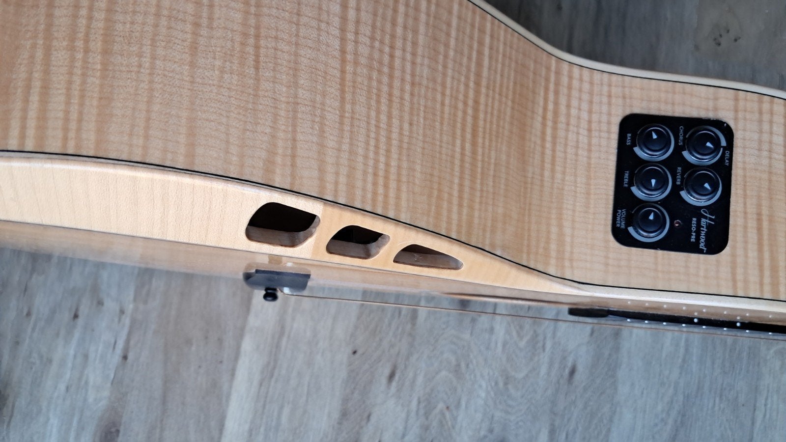 Foto 7 van Hartwood Sonata-FX Elektro-akoestische Gitaar
