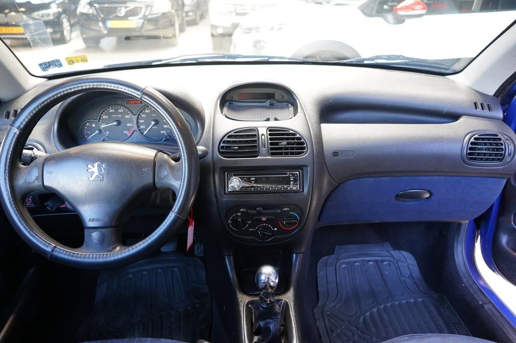 Peugeot 206 1.1 XR | ELEK.RAMEN | APK., Auto's, Voorwielaandrijving, Stof, Gebruikt, 31 €/maand