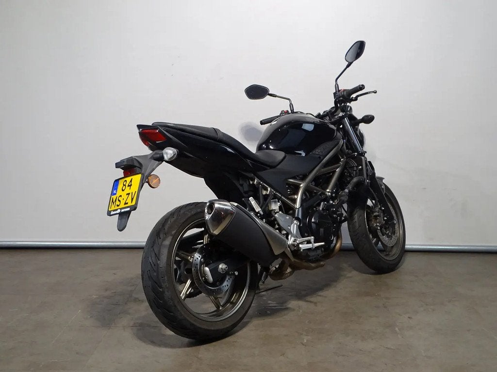 Suzuki SV 650 A € 6.790,00, Motoren, Bedrijf, Sport, Meer dan 35 kW