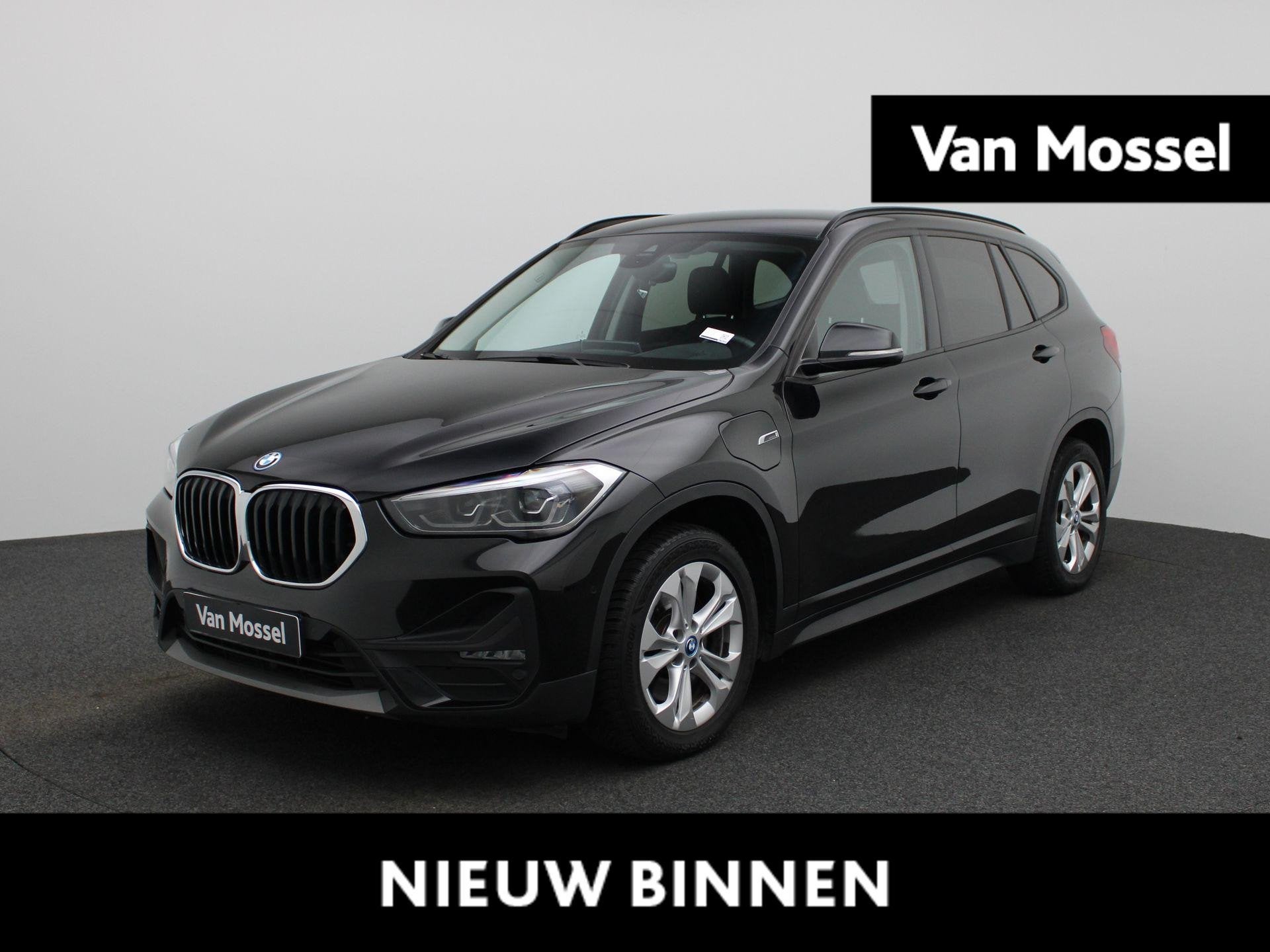 BMW X1 xDrive25e (162 kW), Auto's, 12 maanden, Stof, Gebruikt, 1820 kg