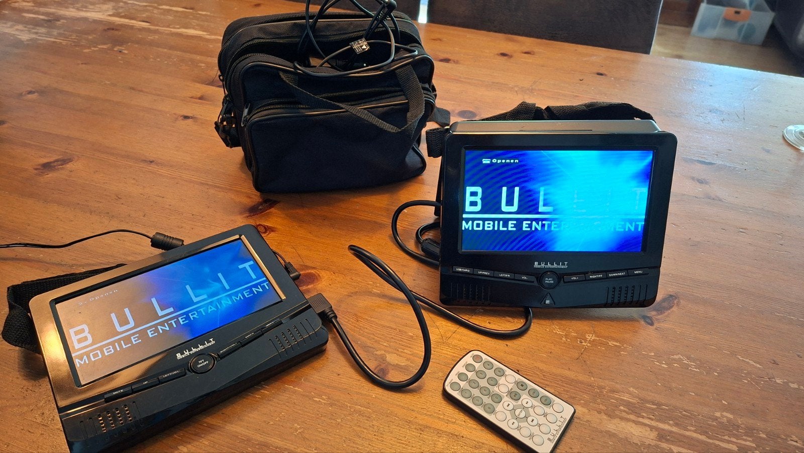 DVD speler voor achter in de auto met 18 DVD's, Audio, Tv en Foto, Dvd-spelers, Verzenden, Draagbaar, Zo goed als nieuw, Overige merken