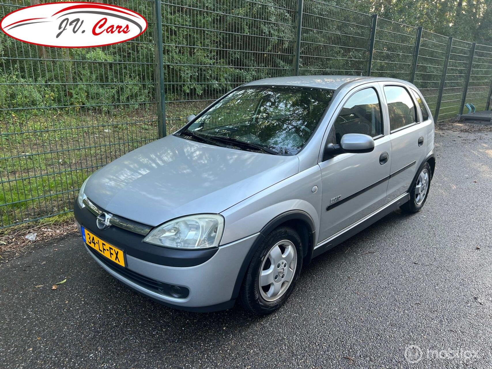 Opel Corsa 1.2-16V Elegance airco Lage KM stand van 88158, Voorwielaandrijving, Verwarmde buitenspiegels, 450 kg, Gebruikt