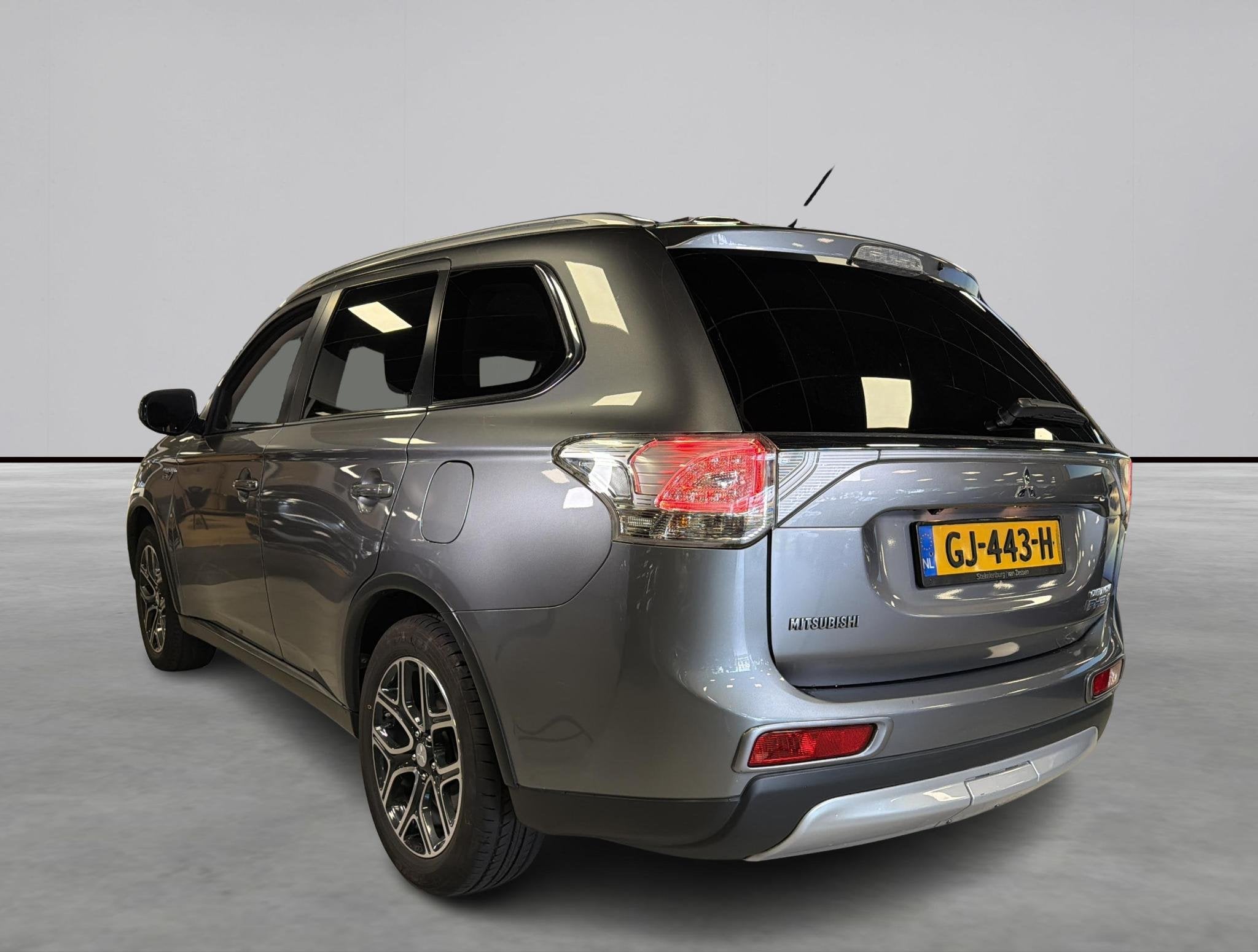 Mitsubishi Outlander 2.0 PHEV Limited Edition X-Line Trekhaa, 1998 cc, Euro 6, 4 cilinders, Automatische klimaatregeling