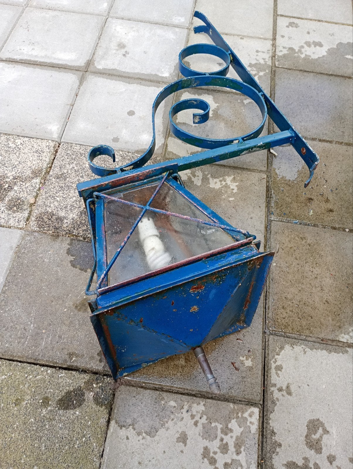 Prachtige stoere buitenlamp, Ophalen