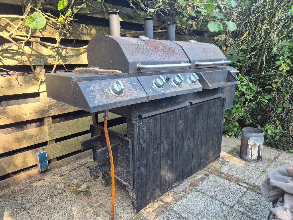 Gas- en kolen barbecue, Tuin en Terras, Ophalen, Gebruikt, Onbekend