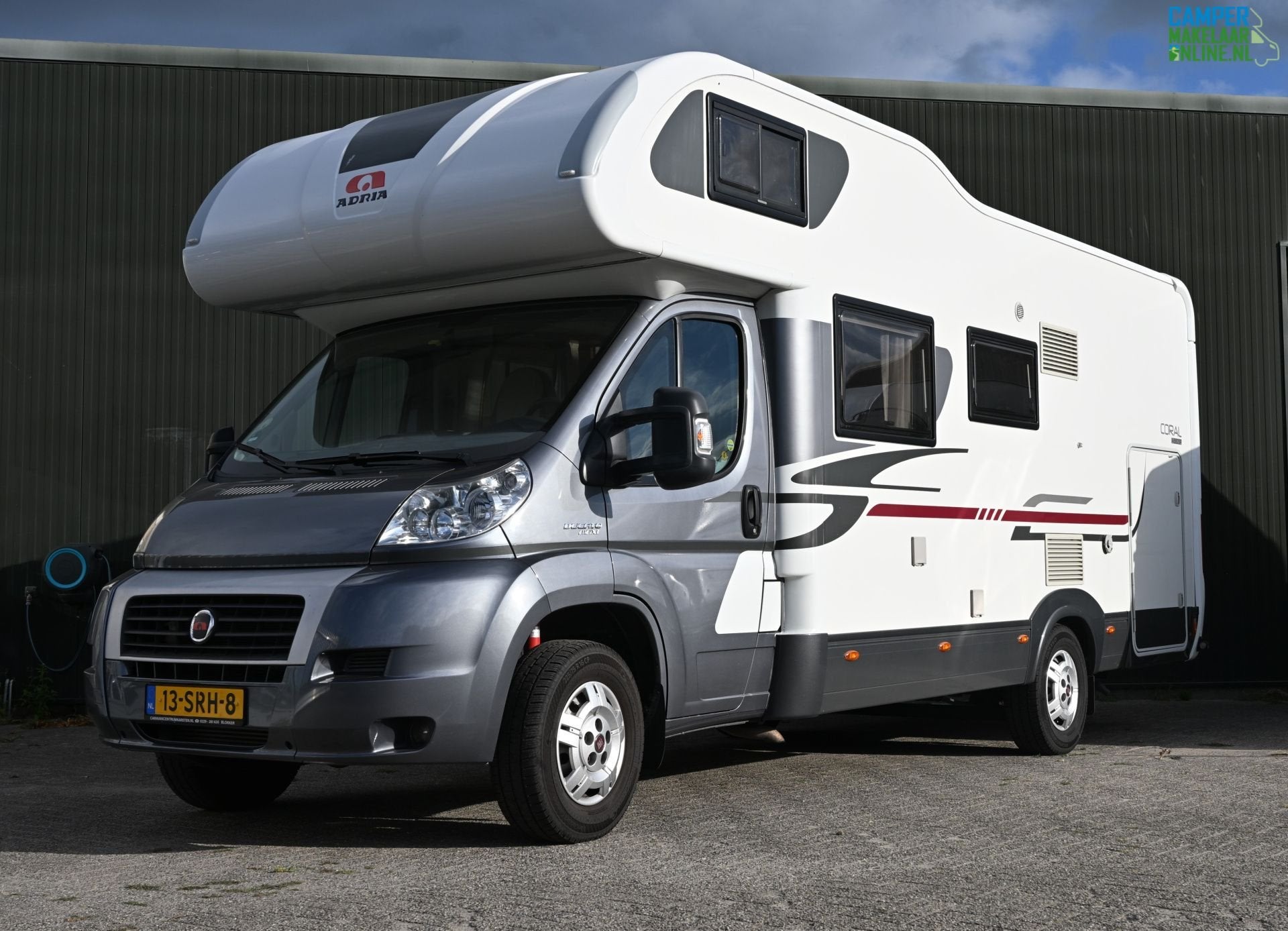 Adria Coral A 660 SP, Airbags, Standaard zit, Alkoof, Ringverwarming