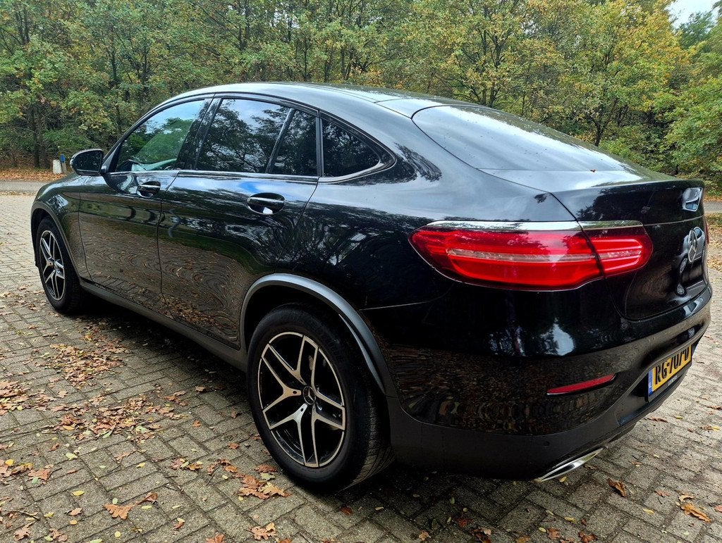 Mercedes-Benz GLC-klasse Coupé 250 4MATIC Edition 1 AMG . L, Auto's, Gebruikt, 4 cilinders, Zwart, Bedrijf