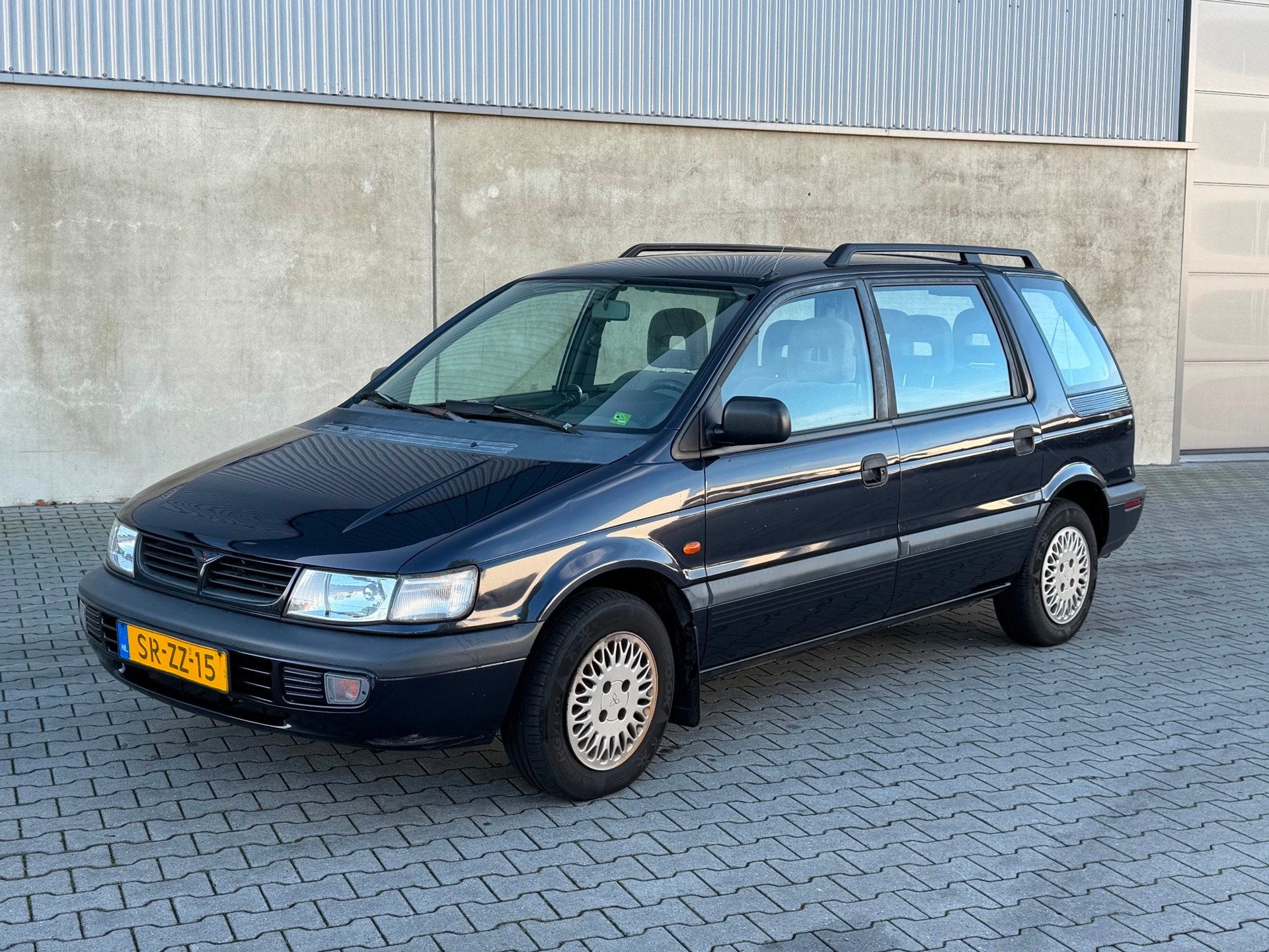 Mitsubishi Space Wagon 2.0 GLXi 7 PERSOONS+AIRCO+4x ELEKTRIS, Auto's, Gebruikt, 4 cilinders, Blauw, 133 pk