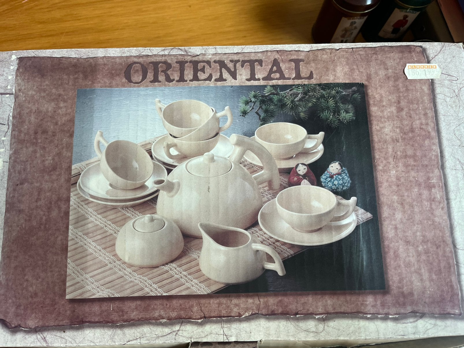 Servies set orientel, Ophalen, Zo goed als nieuw, Overige stijlen, Kop(pen) en/of Schotel(s)