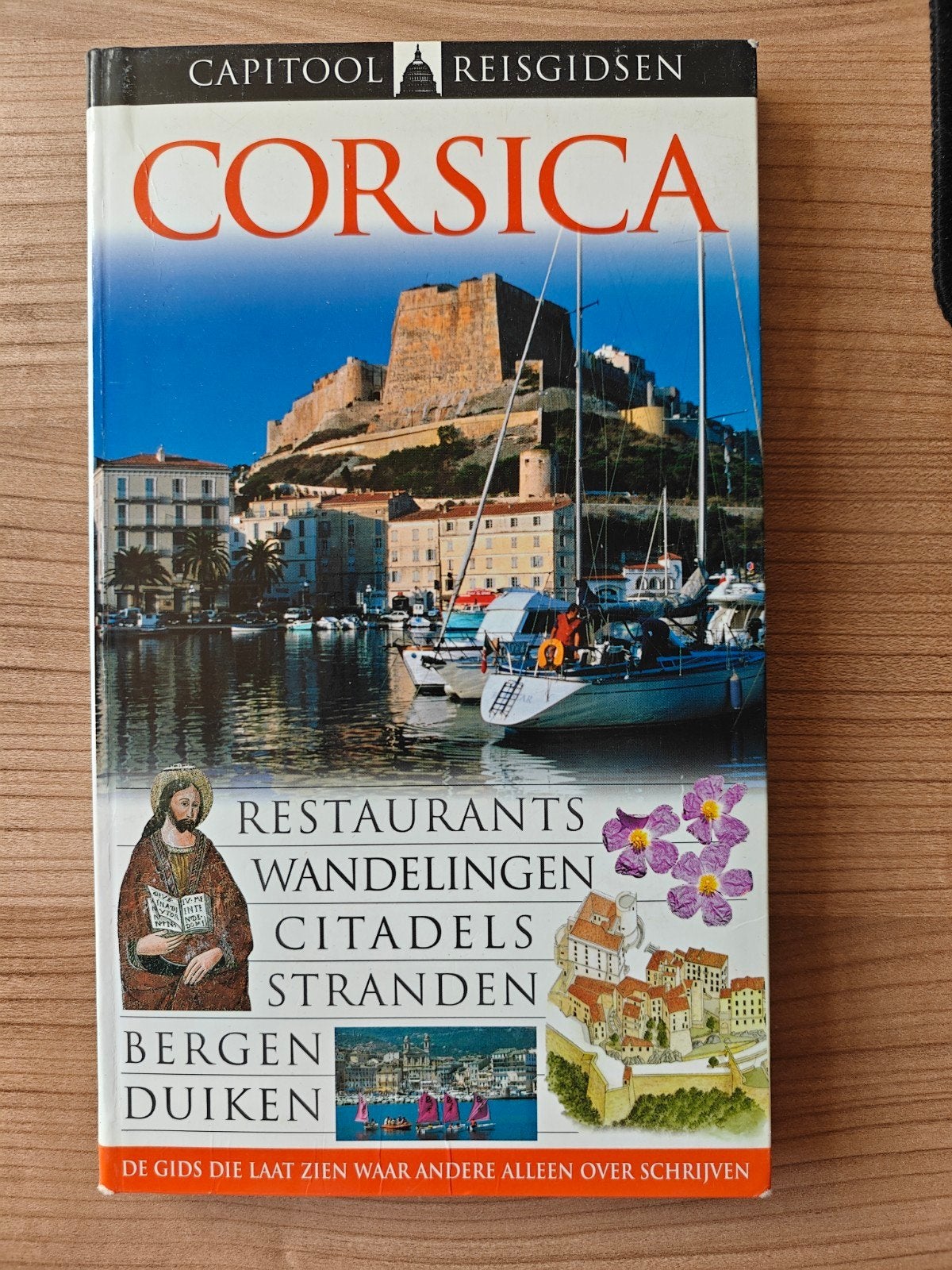 Capitool Reisgids Corsica - Ontdek het prachtige eiland, Capitool, Europa, Ophalen of Verzenden, Zo goed als nieuw