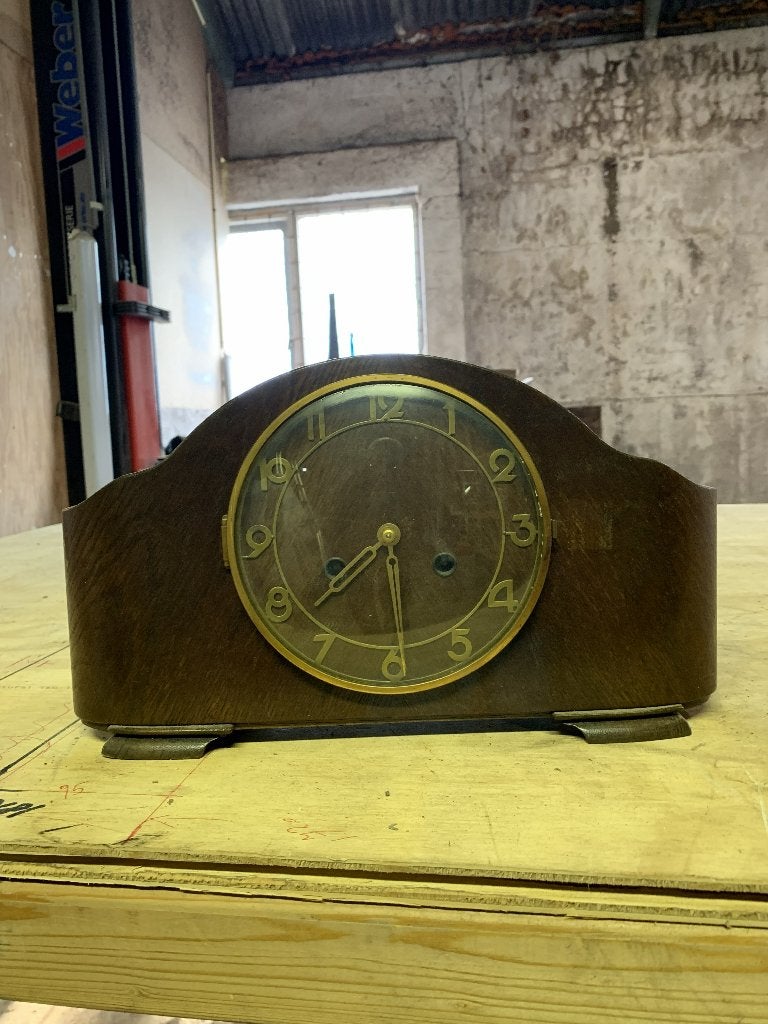 Antieke eikenhouten pendule, Ophalen