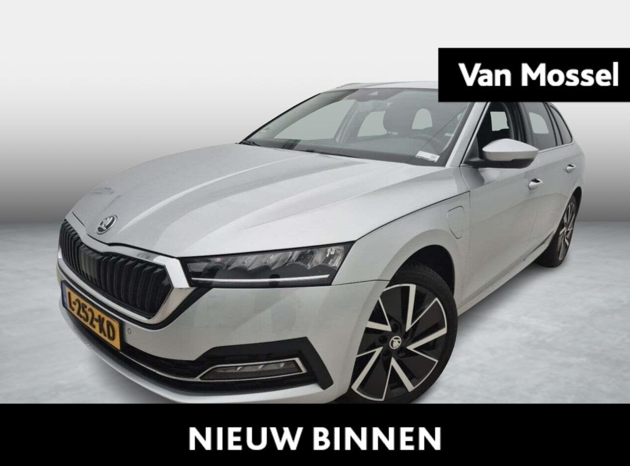Skoda Octavia Combi 1.4 TSI iV PHEV Business Edition | WORDT, Auto's, Skoda, 12 maanden, Stof, Gebruikt, 13 kWh