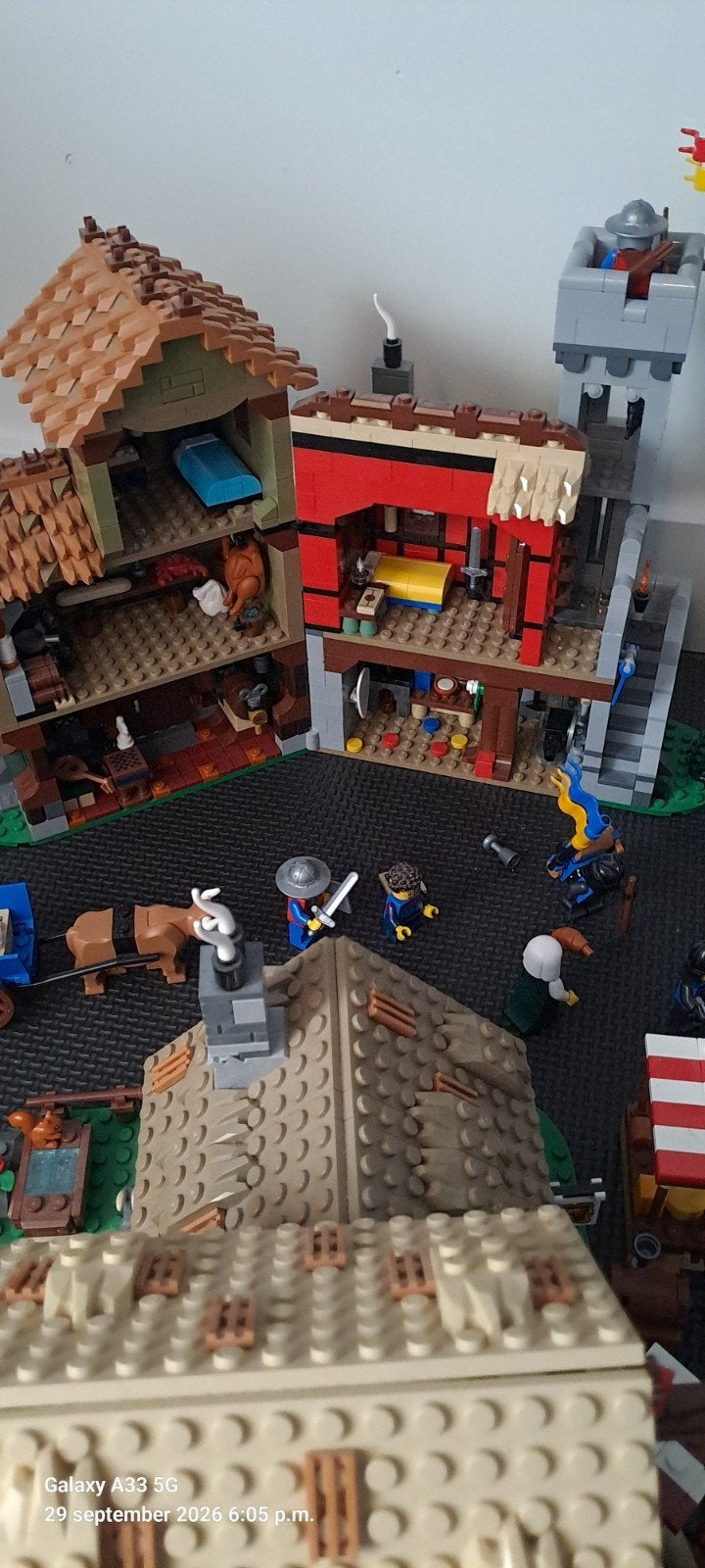 Foto 11 van lego leeuwenridders kasteel