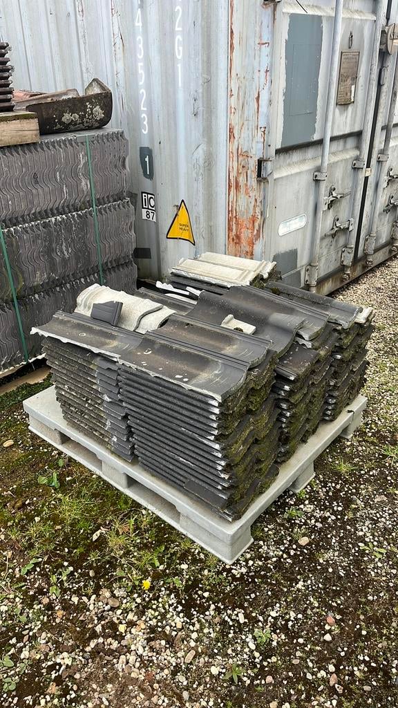 Partij gebruikte dakpannen, Doe-het-zelf en Verbouw, Dakpannen en Dakbedekking, Ophalen, Steen of Klei, Zo goed als nieuw, 15 m² of meer