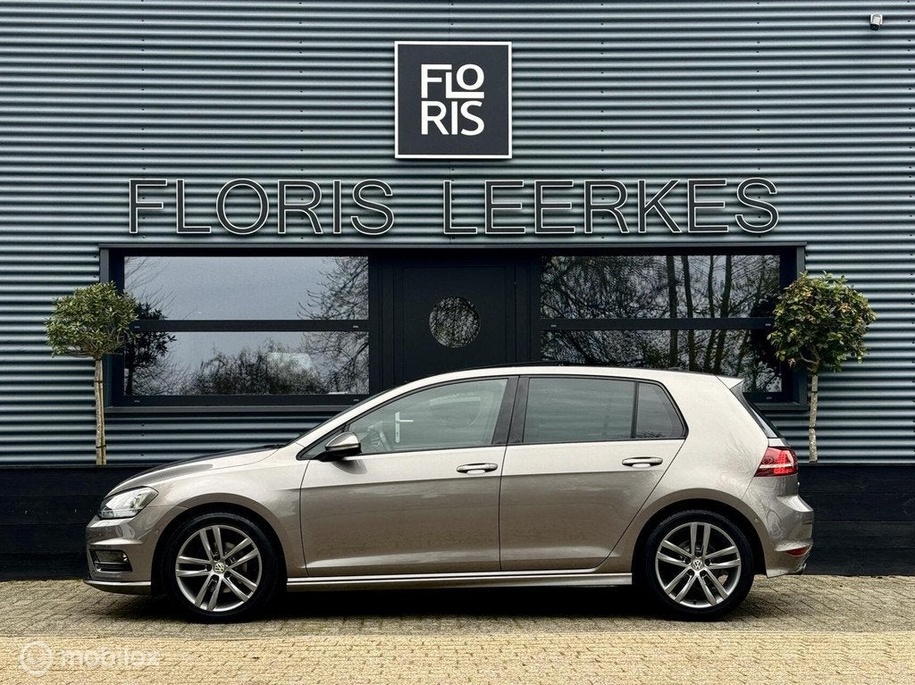 Volkswagen Golf 1.4 TSI | R-Line | Pano | DSG | Navi, 125 pk, Gebruikt, 4 cilinders, Golf