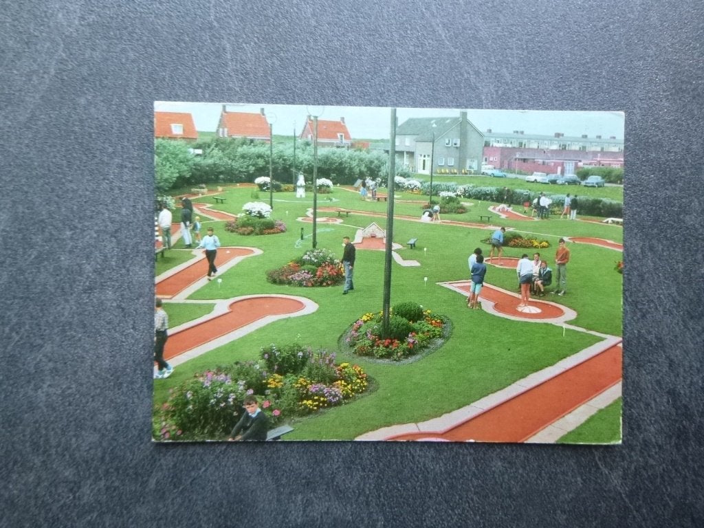 Cadzand (haven) midgetgolf recht achter winkelgalerij/auto, Verzenden, 1960 tot 1980, Gelopen, Zeeland